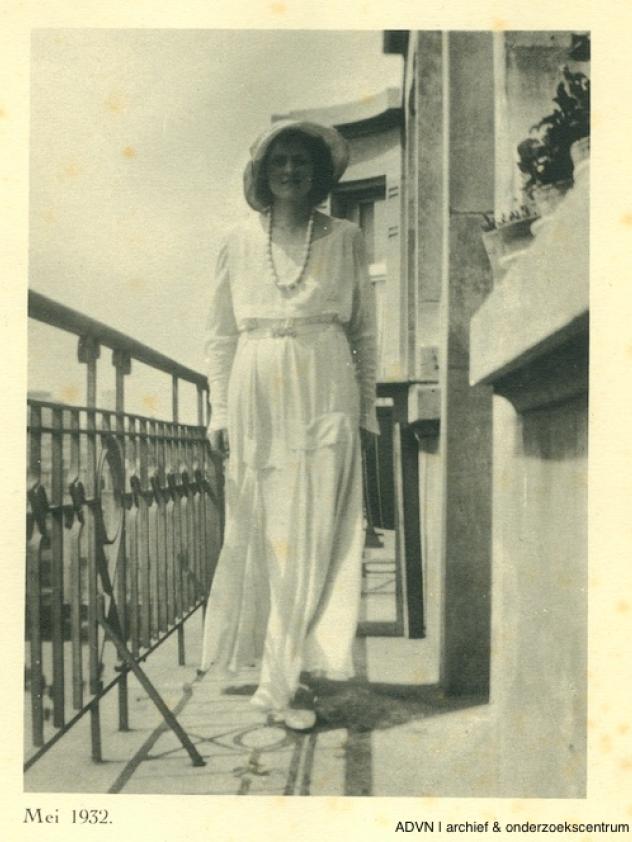Alice Nahon, 1932