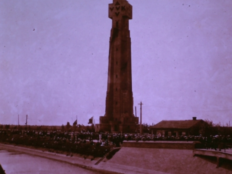 ijzertoren collectie aan de IJzer